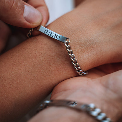 Partner Armbänder mit Gravur