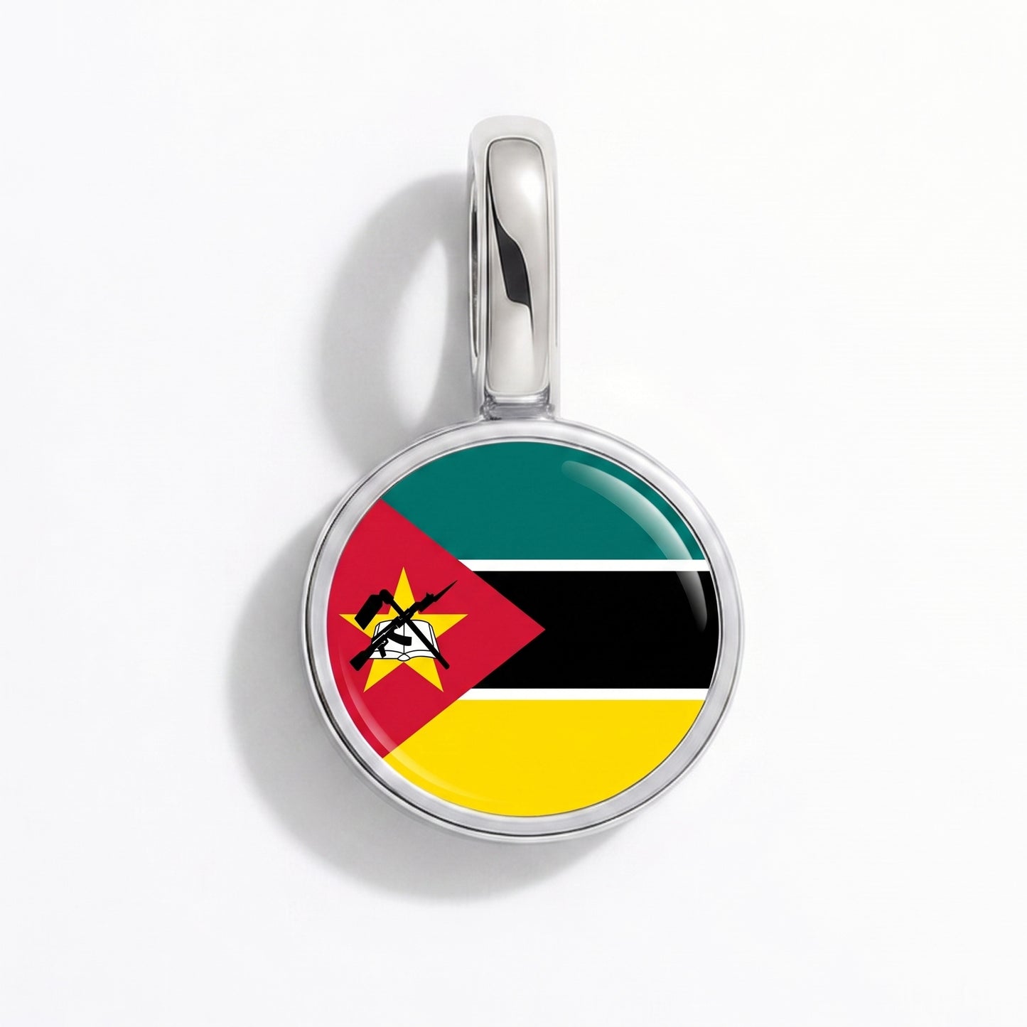 Mosambik Flagge – Charm Silber
