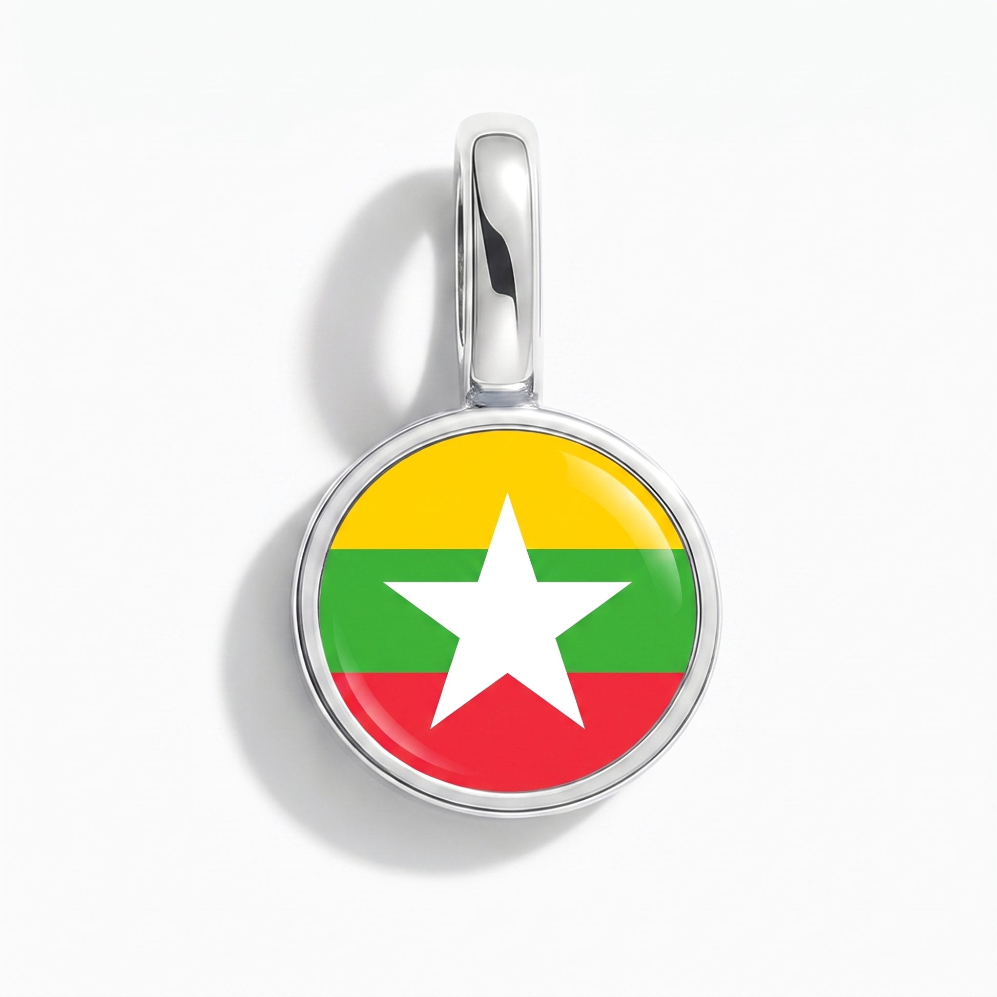 Myanmar Flagge – Charm Silber