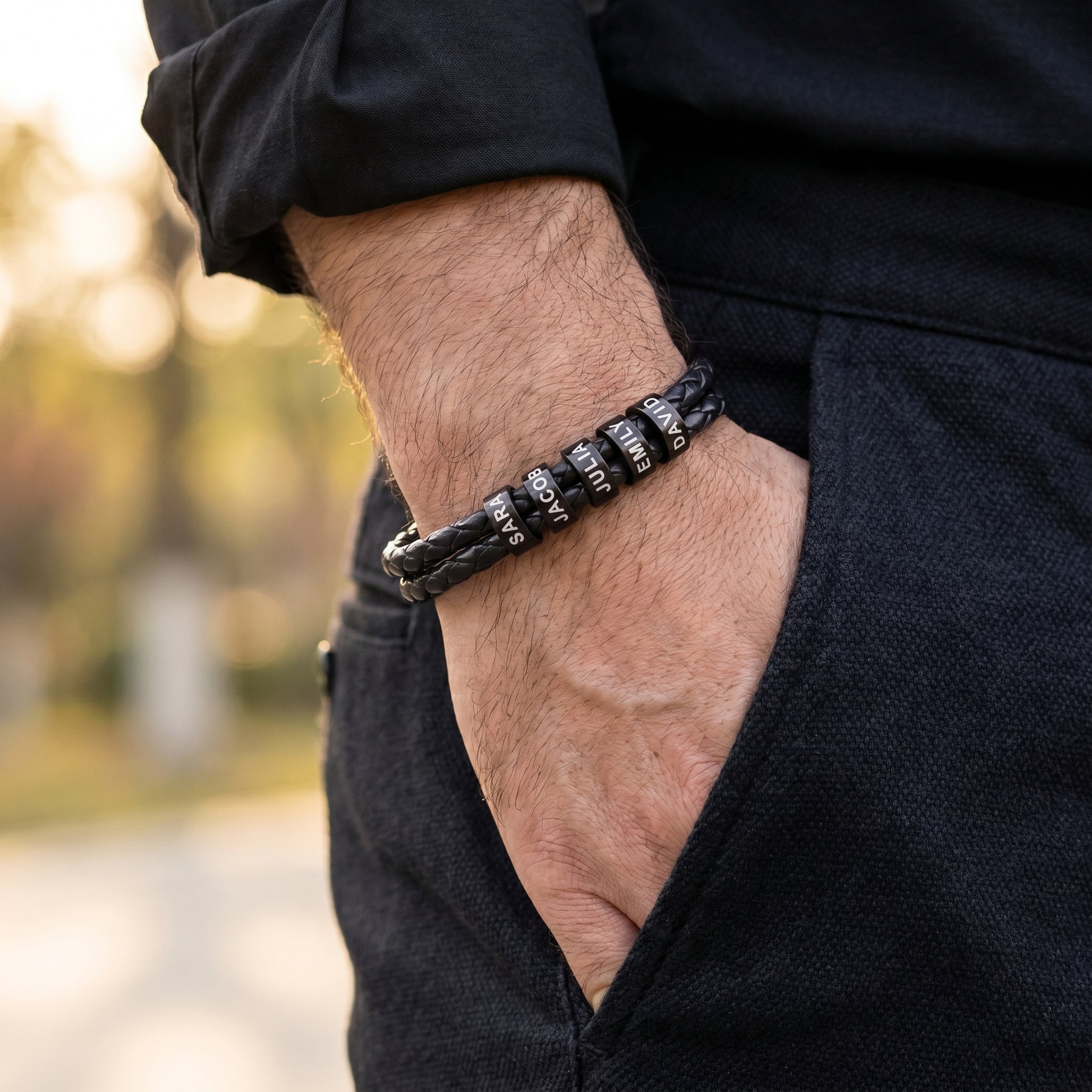 SB198-Leather-Wearing-black-pocket-1.jpg
