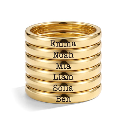 Stapelring mit Namen – Gold – 6 Ringe gestapelt